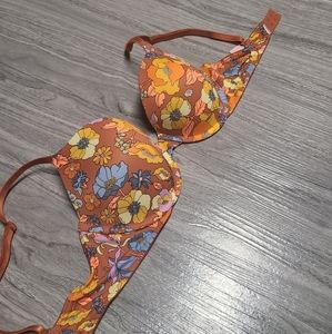 PINK WEAR EVERYWHERE T-SHIRT LIGHTLY LINED BRA